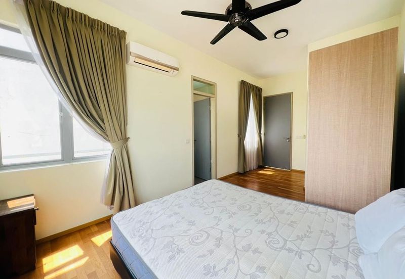 Symphony Hills Schubert