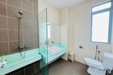 Symphony Hills Schubert