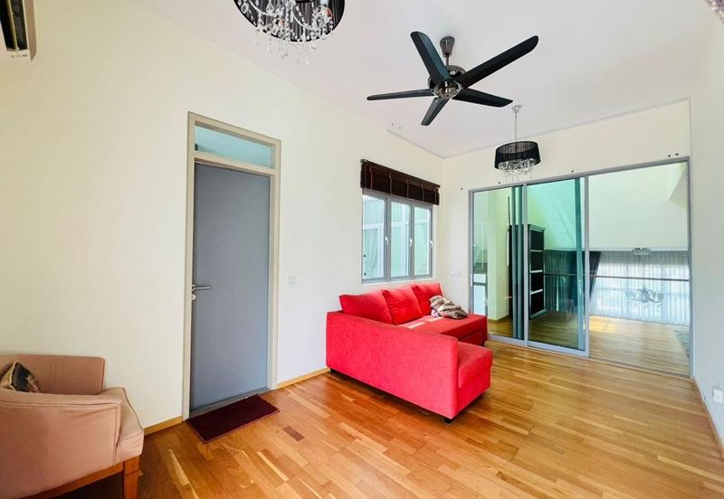 Symphony Hills Schubert