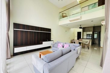 Symphony Hills Schubert