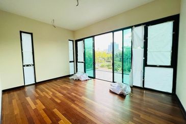 Charms of Nusantara, Setia Eco Glades