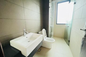 Charms of Nusantara, Setia Eco Glades