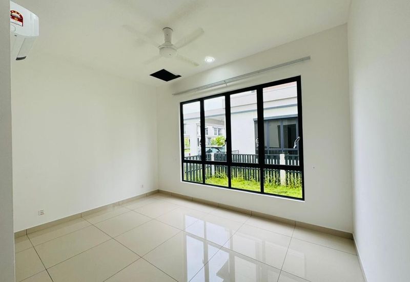 Jacaranda Garden Residence