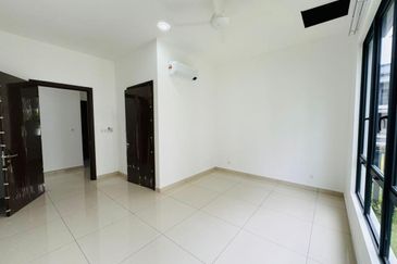 Jacaranda Garden Residence