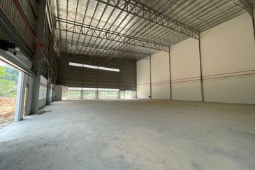 [NEW SEMI-D Factory] Sale / Let - Bandar Puncak Alam