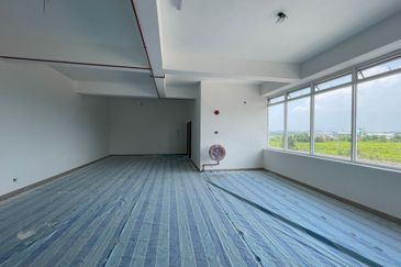 [NEW SEMI-D Factory] Sale / Let - Bandar Puncak Alam