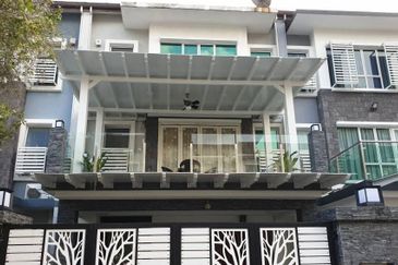 MUST VIEW USJ Heights, Selangor