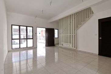 Double Storey (Intermediate) Type T2 - Artoca Dena