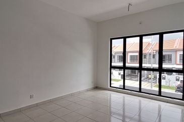 Double Storey (Intermediate) Type T2 - Artoca Dena