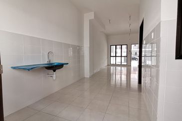 Double Storey (Intermediate) Type T2 - Artoca Dena