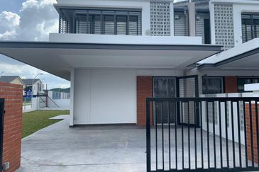 Elmina Green One @ City of Elmina