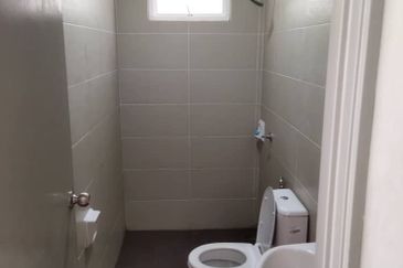 7 Tree Seven Residence