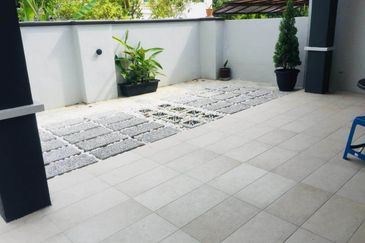 NICE 2.5 Storey SEMID Bukit Anggerik, Len Seng Cheras