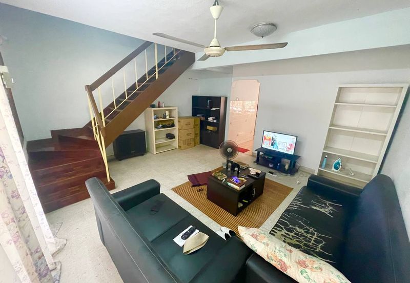 DOUBLE STOREY HOUSE, SS 19 SUBANG JAYA, SELANGOR