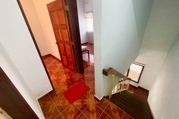 DOUBLE STOREY HOUSE, SS 19 SUBANG JAYA, SELANGOR