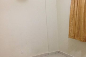 Pelangi Seri Alam Apartment