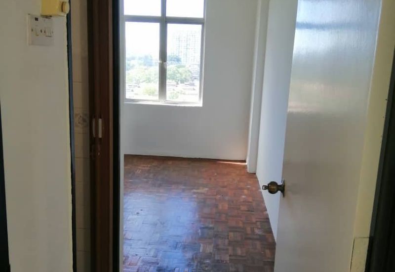 Desa Bistari Gelugor Batu Uban Penang