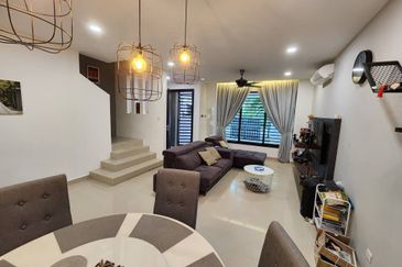 Renovated Palmyra Residence Balik Pulau