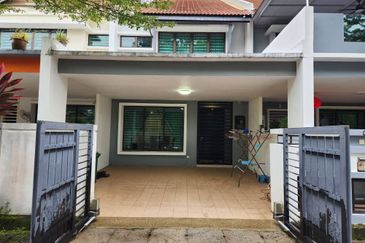 Renovated Palmyra Residence Balik Pulau