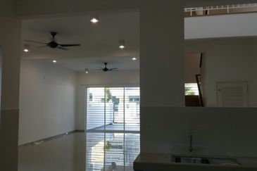 Taman Nadayu 92 Kajang 2 3Storey Superlink House