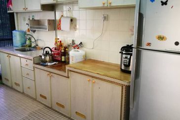 Gedung Heights Apartment