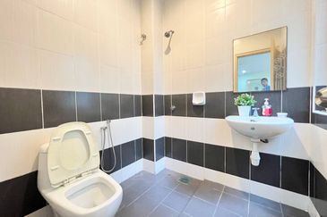 Nilai Springs Heights