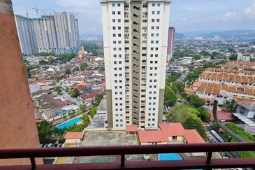 Idaman Sutera Condominium