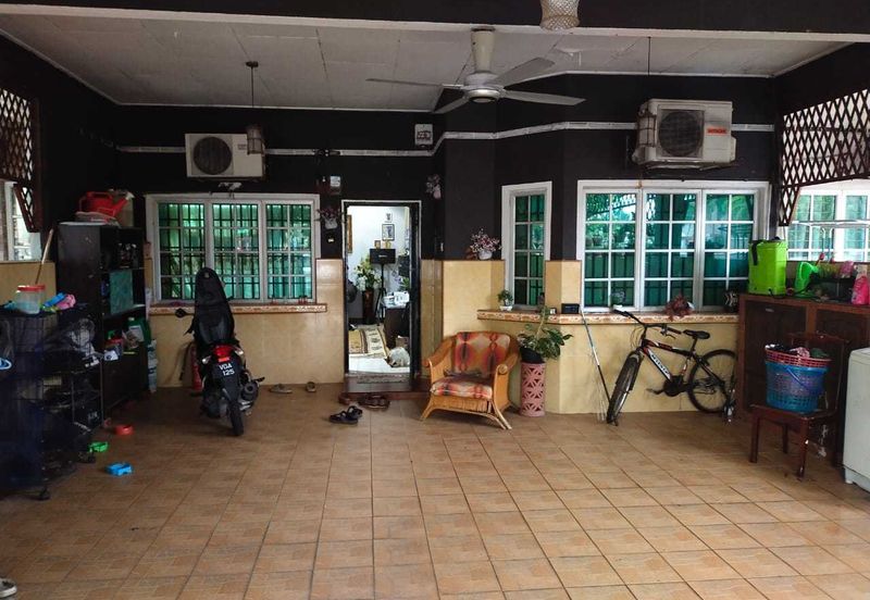 Renovated 1 Storey Terrace House, Bandar Bukit Raja