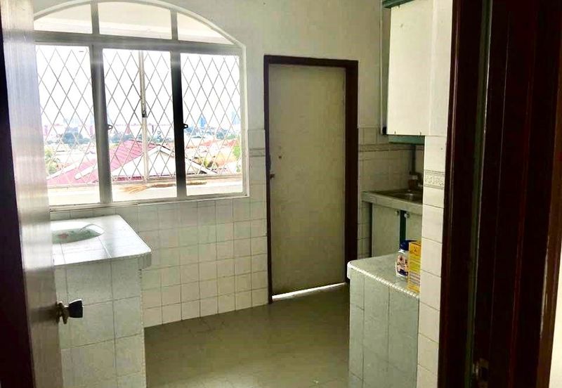 Apartment Kampung Tunku