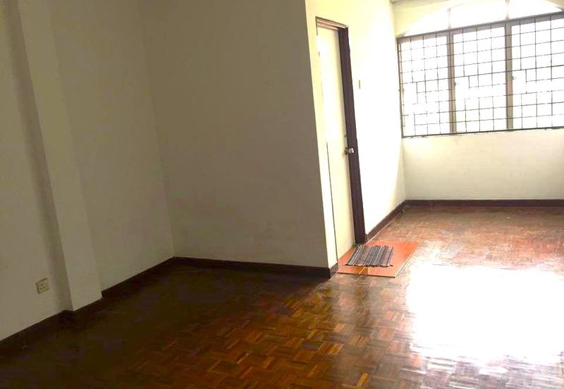 Apartment Kampung Tunku