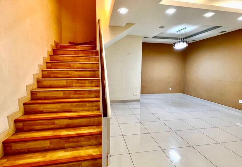 Ayu Impian, Alam Nusantara