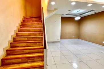 Ayu Impian, Alam Nusantara