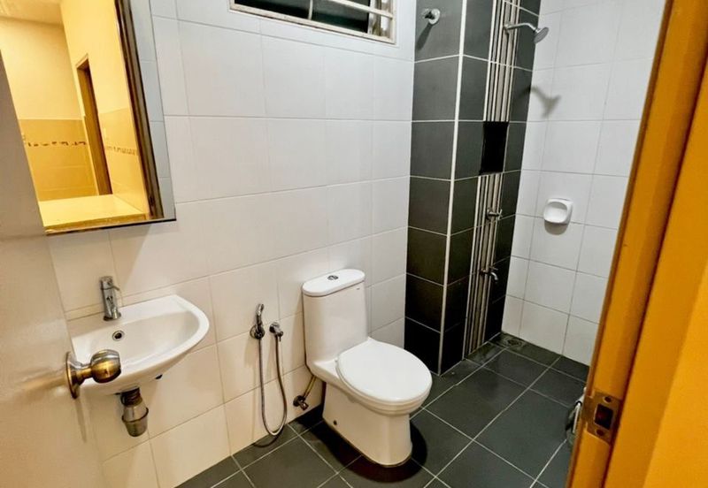 Ayu Impian, Alam Nusantara