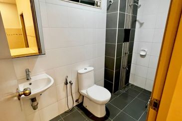 Ayu Impian, Alam Nusantara