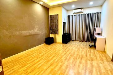 Ayu Impian, Alam Nusantara