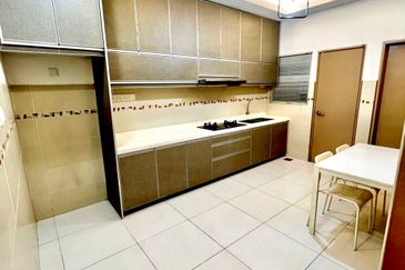 Ayu Impian, Alam Nusantara