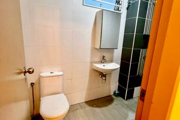 Ayu Impian, Alam Nusantara