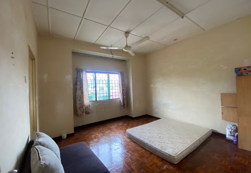 Deposit Rendah Bandar Saujana Utama Sungai Buloh, Selangor