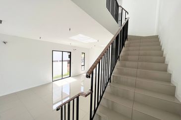 Reef Of Tropics, Setia Eco Glades