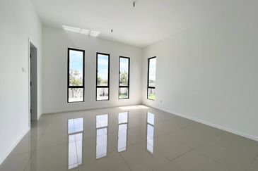 Reef Of Tropics, Setia Eco Glades