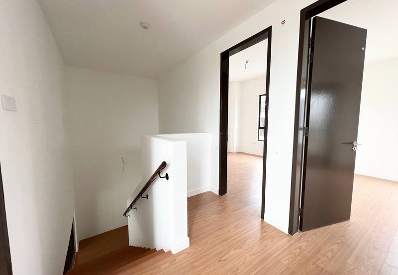 Corner Lot 3 Storeys Terrace The Mulia Residence Cyberjaya