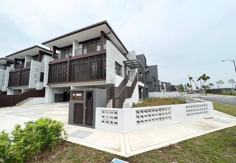 Corner Lot 3 Storeys Terrace The Mulia Residence Cyberjaya
