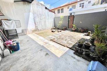 Jln SP 2/16 @ Bandar Saujana Putra