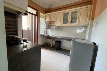 Pangsapuri Seri Galaksi