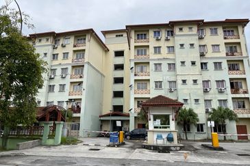 Pangsapuri Seri Galaksi