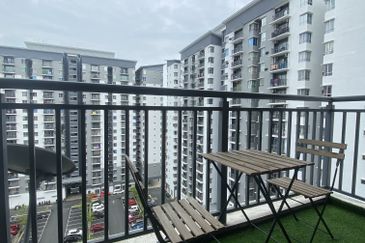 Residensi Laguna Biru 2