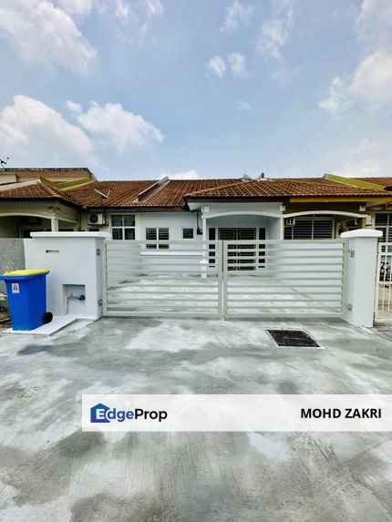 Newly Renovated Single Storey Bandar Saujana Putra SP1 , Selangor, Jenjarom