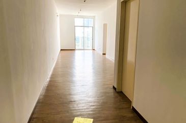 PR1MA Lakefront Homes