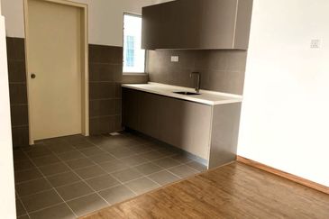 PR1MA Lakefront Homes