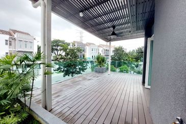 2.5 Storey SuperLink Capri, USJ Heights, Subang Jaya